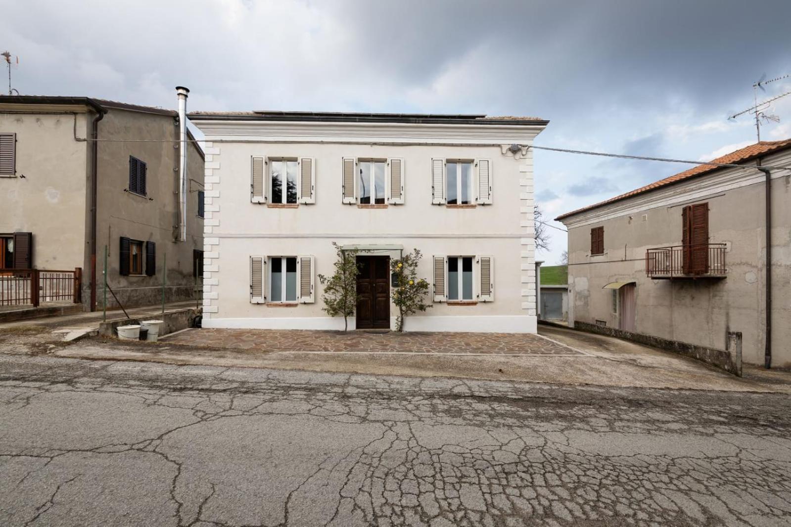 Villa Del Borgo: Fitness Nel Verde Montefelcino Exterior photo